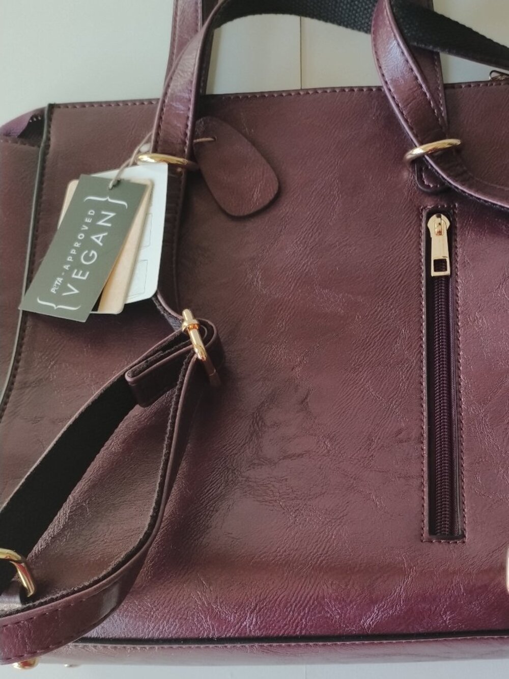 Convertible 3-way handbag/crossbody/backpack Vegan Leather Burgundy Embossed NEW - Picture 12 of 14